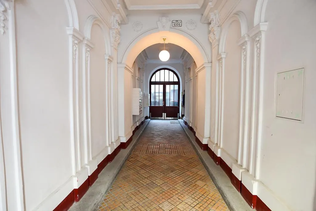 Mozart Apartments - Roegergasse Vienna