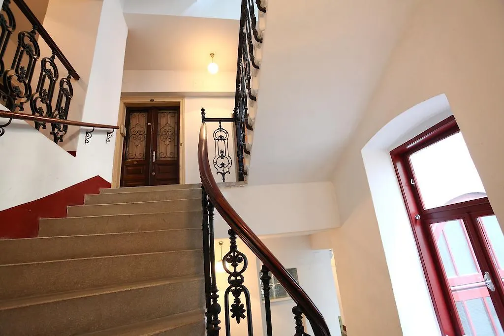 Mozart Apartments - Roegergasse Vienna